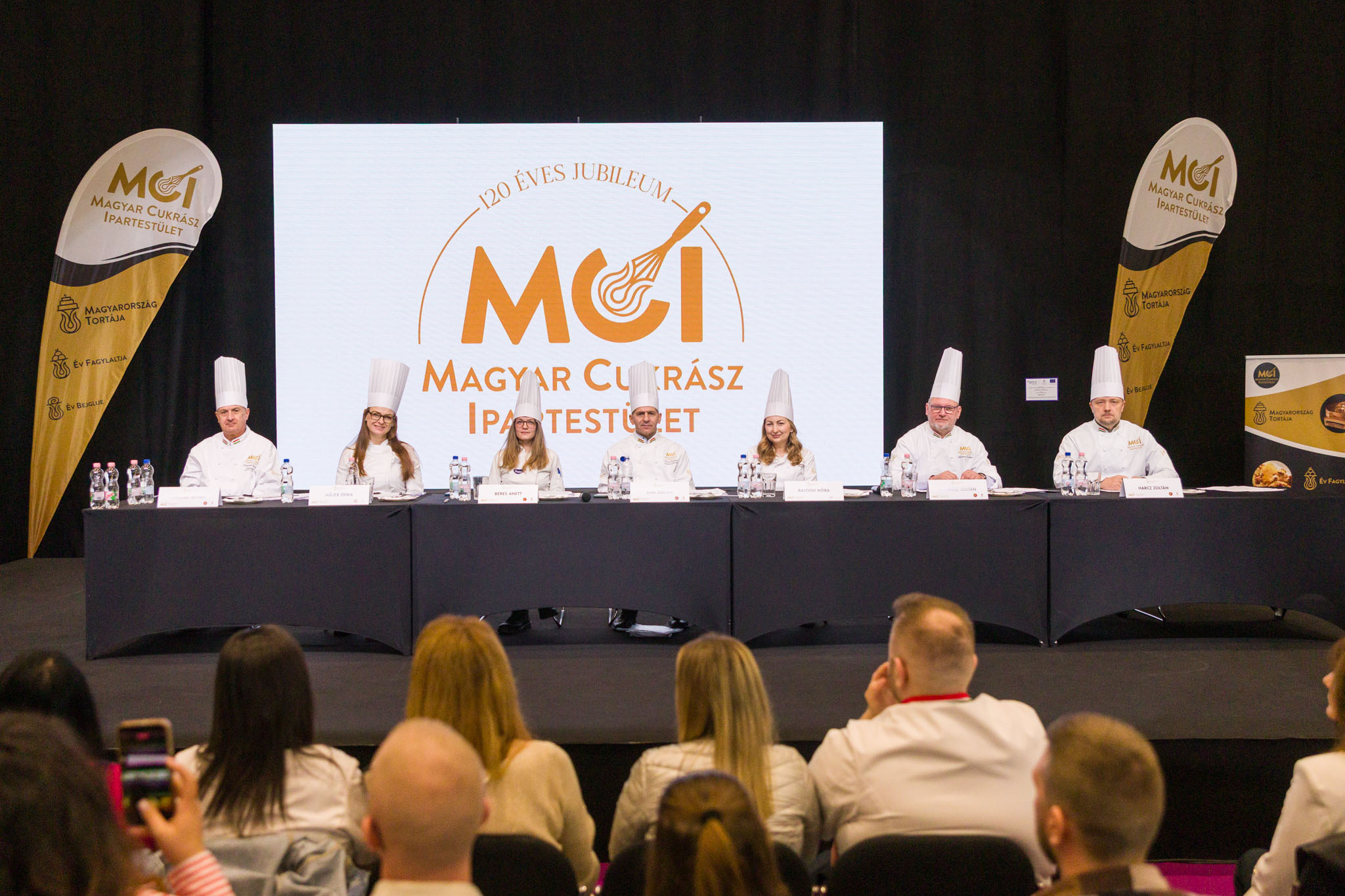 017 WEB 260305 NM1 1617